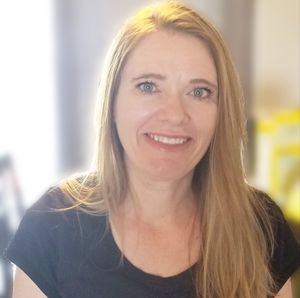 Meet your Posher, Esther